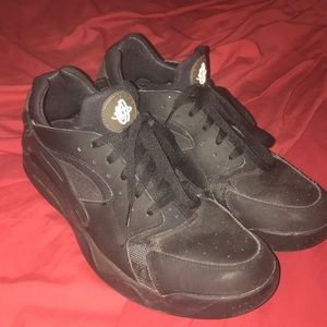 Nike Air hurache men’s size 11